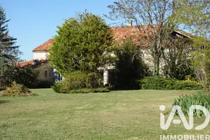 Domain in Saint-Jean-de-Thurac (47270)