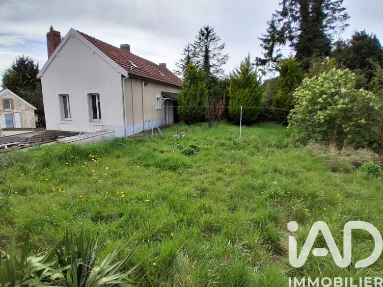 Maison 6 pièces 142 m² · à Ville-en-Tardenois · 141,6 m² · 182 000 €