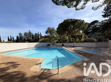 Appartement à Nîmes (30900)