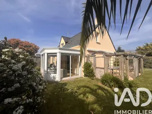 Traditional house in Plouhinec (56680)