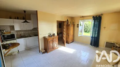 Detached house in Blanzay (86400)