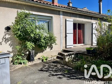 House in Poitiers (86000)