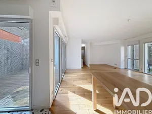 Apartment in Nantes (44000)