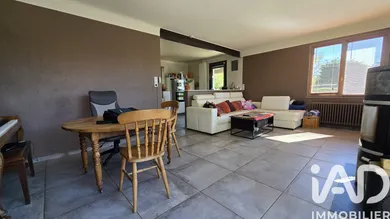 Maison traditionnelle à Prahecq (79230)