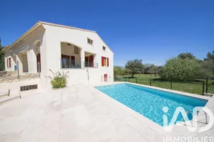 Maison à La Roque-sur-Pernes (84210)
