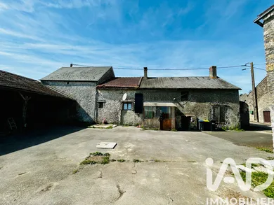 Maison de village à Angerville (91670)