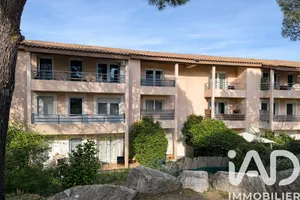 Apartment in Nîmes (30900)