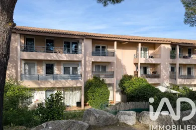 Apartment in Nîmes (30900)