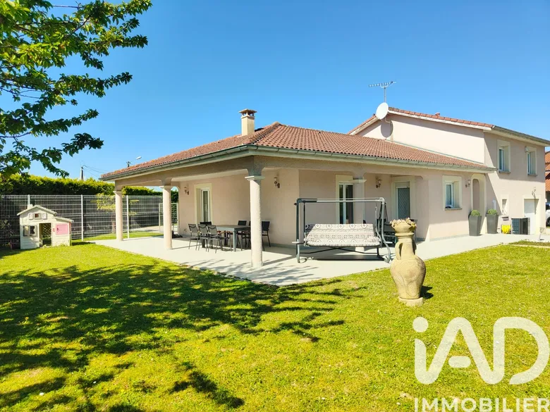 Maison 6 pièces 158 m² · à Mions · 158 m² · 636 000 €