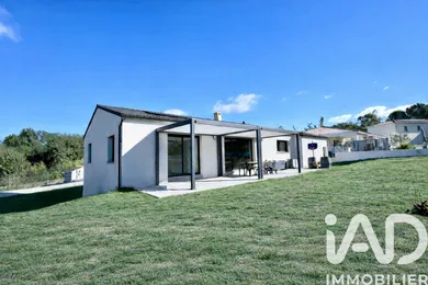 House in Mons (30340)