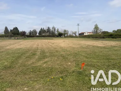 Building plot in Saint-Étienne-le-Molard (42130)