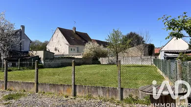 Terrain à bâtir à Chailly-en-Brie (77120)