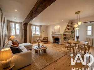 Apartment in Paris (75005)