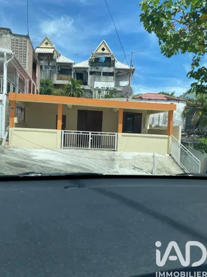 Townhouse in LE GOSIER (97190)