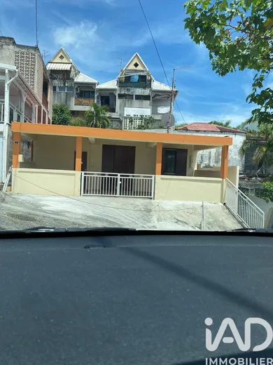 Townhouse in LE GOSIER (97190)