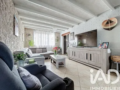 Maison traditionnelle à Louvres (95380)