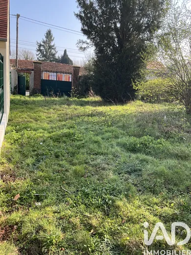 Building plot in Montceaux-lès-Meaux (77470)