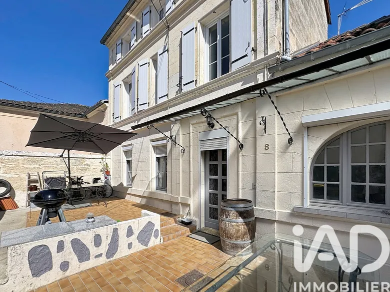 Maison 5 pièces 117 m² · à Ruelle-sur-Touvre · 117 m² · 185 000 €