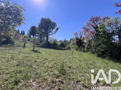 Terrain à bâtir à Apt (84400)