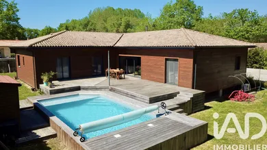 Maison d'architecte à Gauriaguet (33240)