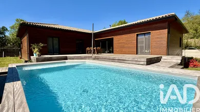 Maison d'architecte à Saint-André-de-Cubzac (33240)