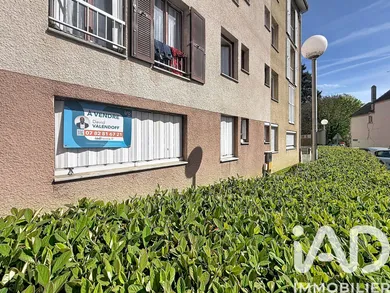 Apartment in Mantes-la-Ville (78711)