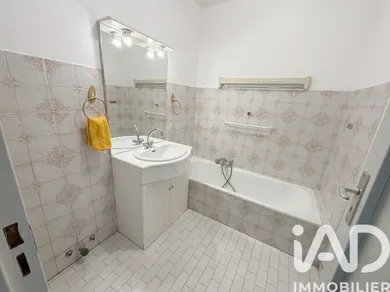 Apartment in Le Cannet (06110)