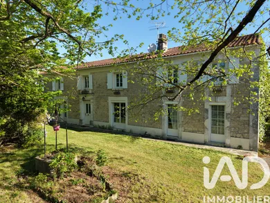 Domaine à Champniers (16430)