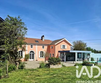 Maison de village à Bours (65460)
