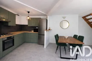 Townhouse in Saint-Héand (42570)