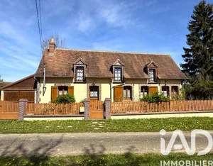 Maison de campagne à Les autels villevillon (28330)