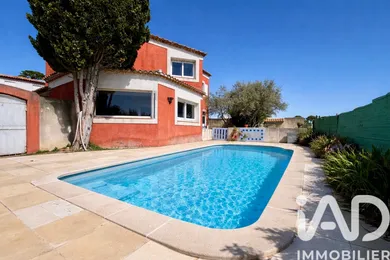 Architectural house in La Garde (83130)