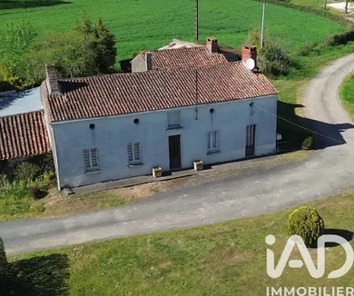 House in Saint-Paul-du-Bois (49310)