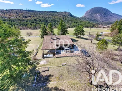 House in Valderoure (06750)