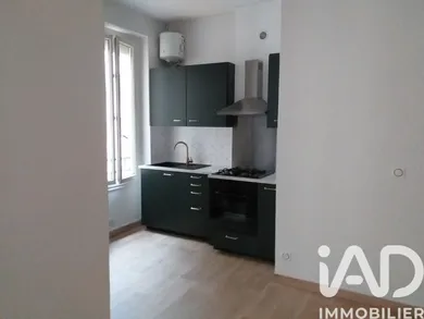 Apartment in Saint-Étienne (42100)