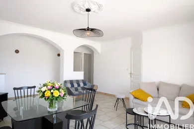 Apartment in Toulon (83000)