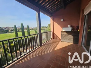 Apartment in Gassin (83580)