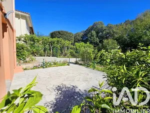 Apartment in Fréjus (83370)