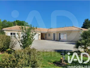 Pavillon à Vitrac-Saint-Vincent (16310)