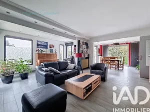 House in Sucy-en-Brie (94370)