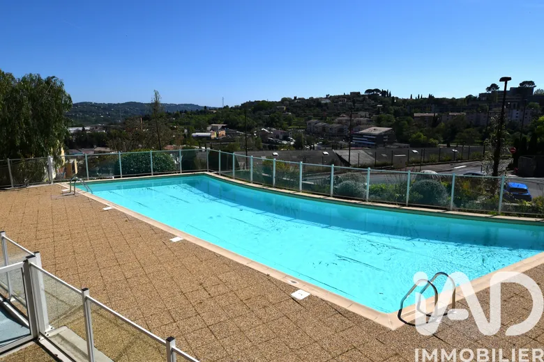 Appartement 3 pièces 75 m² · à Grasse · 75 m² · 268 000 €