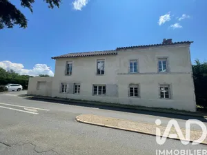 Building in Lavergne (46500)