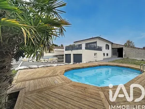 Maison à Val des Vignes (16250)