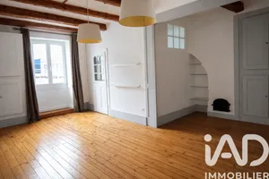 Appartement à Lons-le-Saunier (39000)