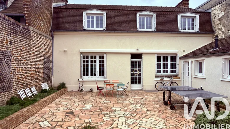 Maison 8 pièces 176 m² · à Compiègne · 175,9 m² · 690 000 €
