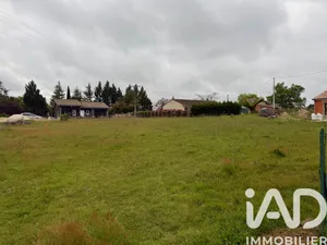 Building plot in Saint-Martin-de-Laye (33910)