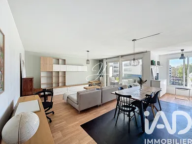 Apartment in Montrouge (92120)