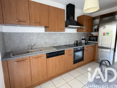 Apartment in Viry-Châtillon (91170)