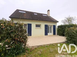 House in Saint-Agnan (89340)