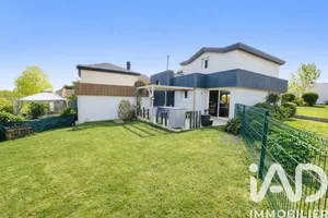 Maison à Saint-Avé (56890)